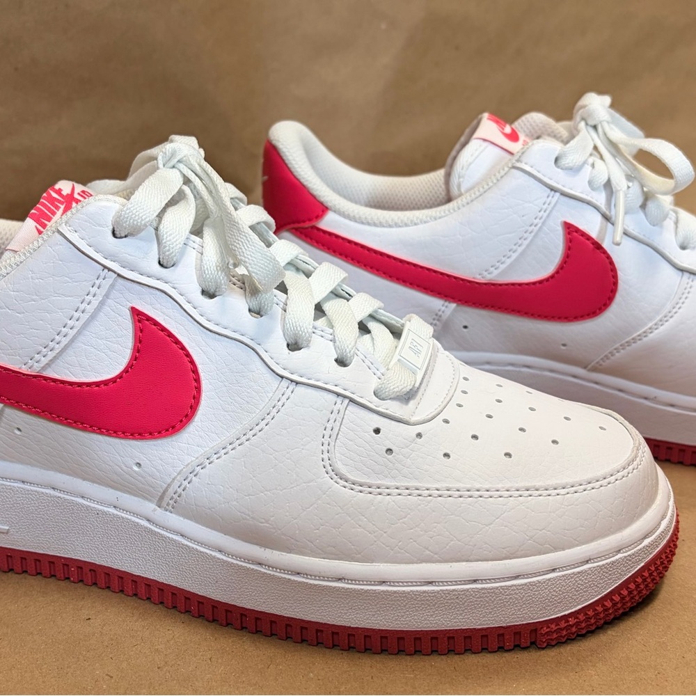 💖Women’s Nike Air Force 1 '07 - White / Aster Pink ✨ - Picture 5 of 10